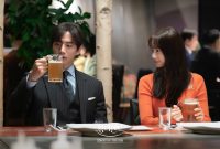 Drama King The Land yang dibintangi Yoona SNSD dan Junho 2PM. (foto: Soompi)