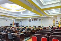 Rapat Dengar Pendapat Umum (RDPU) di gedung DPRD Bartim terkait tuntutan pembebasan lahan warga Desa Pangkan, Bartim. Foto : 1tulah.com/zakirin