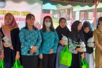 TP- PKK Bartim foto bersama usai mensosialisasikan pencegahan dan penanggulangan stunting pada ibu hamil, bayi dan balita. Foto: 1tulah.com/zakirin