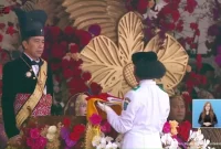 Deretan Baju Adat yang Dipakai Presiden Jokowi di HUT RI dari Tahun ke Tahun. Sumber foto : suara.com