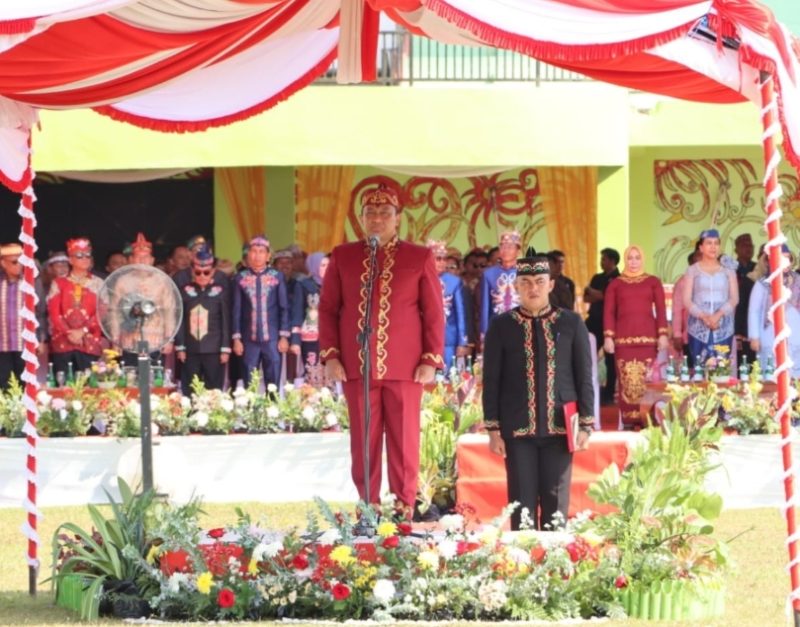 Wagub Kalteng Edi Pratowo Irup HUT Kabupaten Murung Raya ke-21, Selasa (1/08). (foto :1tulah.com)