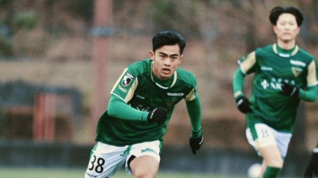 Pratama Arhan dikabarkan akan teken kontrak bersama klub ini. Sumber foto : suara.com