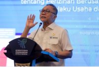 Menteri Perdagangan Zulkifli Hasan memberikan keterangan di Kementerian Perdagangan, Jakarta, Rabu (27/9/2023). [Suara.com/Alfian Winanto]