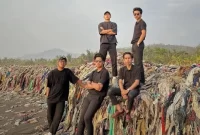 Pandawara Group di Pantai Loji. Sumber foto : suara.com