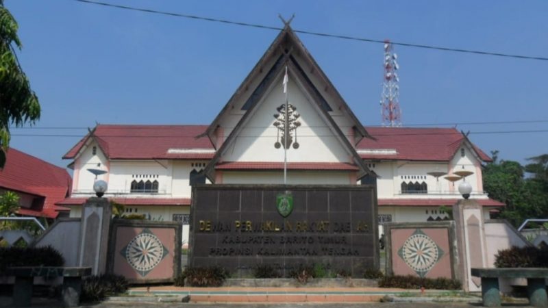 Kantor DPRD Kabupaten Barito Timur. Foto : 1tulah.com/zakirin