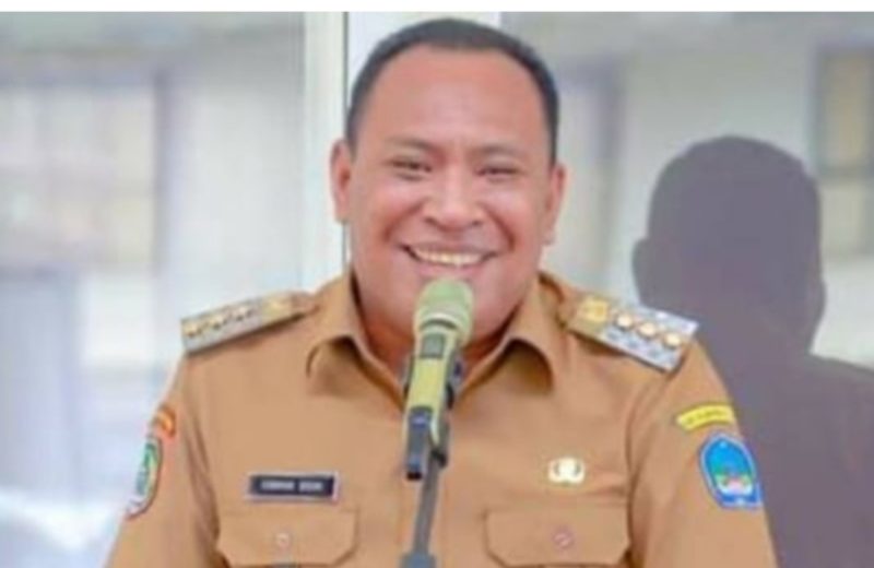 Bupati Halmahera Selatan, Usman Sidik, meninggal dunia usai bermain bola. (ANTARA/Abdul Fatah)