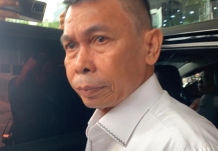 Nawawi Pomolango kini resmi ditunjuk menggantikan Firli Bahuri menjadi Ketua KPK sementara. [Suara.com/Yaumal]