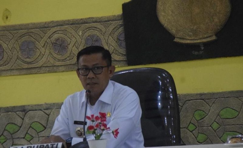 Penjabat (Pj) Bupati Bartim Indra Gunawan yang diselenggarakan di Aula Bapplitbangda Kabupaten Bartim, Rabu (08/11/2023). 
Foto:1tulah.com/zakirin
