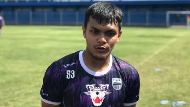Gelandang Persib Bandung dan Timnas Indonesia, Rachmat Irianto. Sumber foto : suara.com