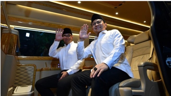 Capres Anies Baswedan bersama Cawapres Muhaimin Iskandar. [ANTARA FOTO/Indrianto Eko Suwarso]