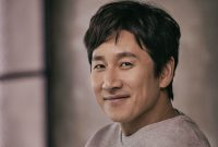 Lee Syun Kyun meninggal dunia. (foto: kwaveone)