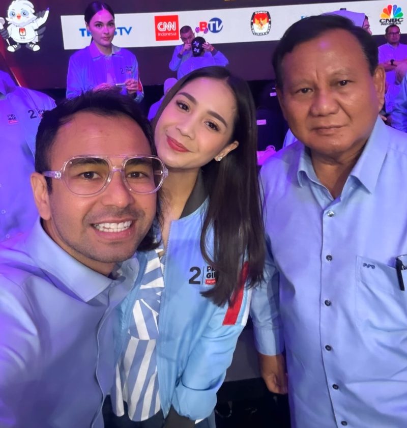 Pasangan Artis Raffi Ahmad dan Nagita Slavina yang ikut hadir dalam debat Cawapres di JCC Senayan Jakarta, Jumat, 22 Desember 2023. Sumber foto : Instagram @raffinagita1717