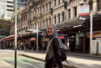 Feby Putri geram yang datang ke pemakama sang ibu untuk bikin konten. (foto: instagram @fbyputrinc)