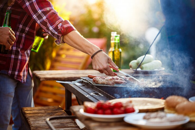 Ilustrasi BBQ (sumber: freepik)