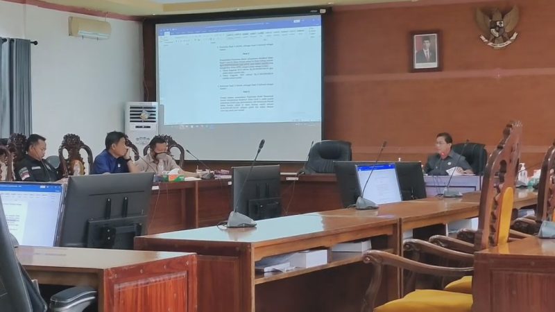 Bapemperda Dprd Kabupaten Kapuas Menggelar Rapat Bersama Eksekutif Dan Bank Kalteng Cabang Kapuas