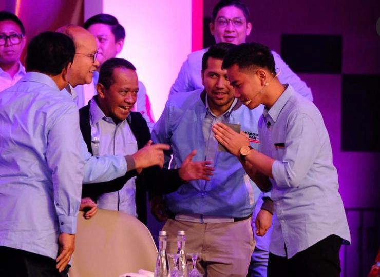 Menteri Investasi bersama dengan Prabowo dan Gibran Rakabuming 9sumber; instagram @bahlillahdalia)