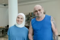 Iris Bella dan sang ayah, De Beule Johan (sumber: suara.com)