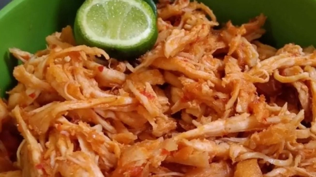 Plecing bumbu ayam Bali (sumber: suara.com)