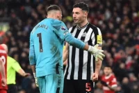 Bek Newcastle United, Fabian Schar. Sumber foto : suara.com