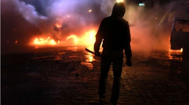 Ilustrasi kerusuhan (Shutterstock)