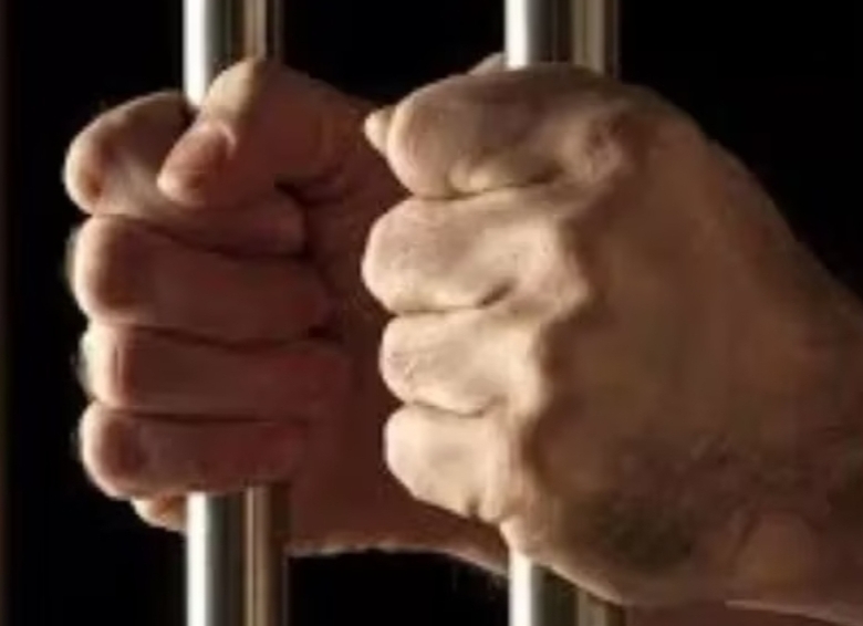 ilustrasi penahan Kades (Foto : Pixabay.com)