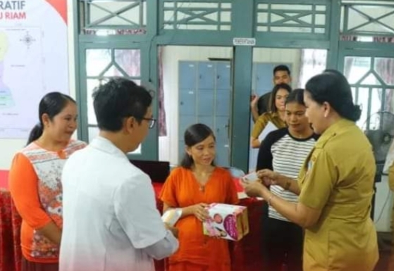 Wujud komitmen bersama Pemkab Murung Raya tangani stunting, Senin (29/1/2024). (Foto :1tulah.com)