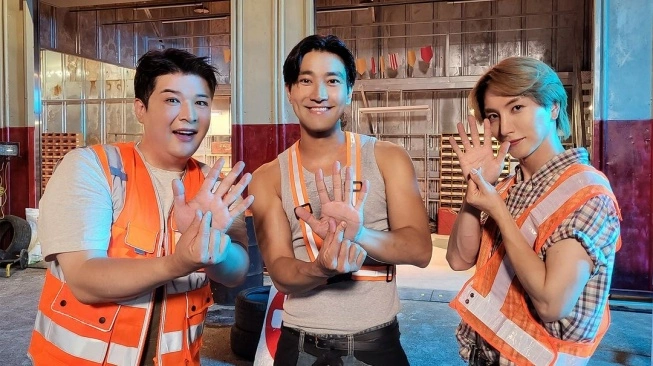 Super Junior-L.S.S akan konser di Indonesia (sumber: suara.com)