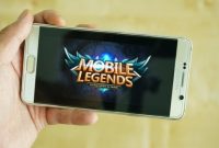Ilustrasi main Mobile Legends (sumber: suara.com)