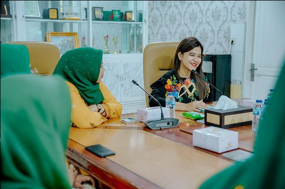 Kahiyang Ayu berhasil turun berat badan 30 Kg selama jalani diet 2023 (sumber: instagram @ayanggkahiyang)