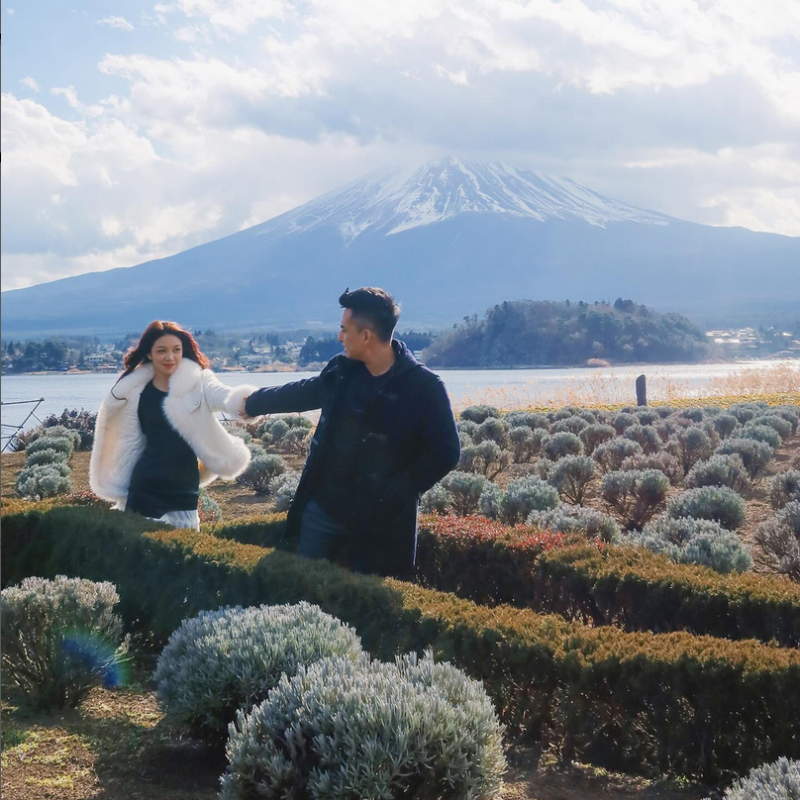 Okin diduga ungkap tanggal nikah dengan Regina Phoenix. (foto: instagram @reginaaphx)