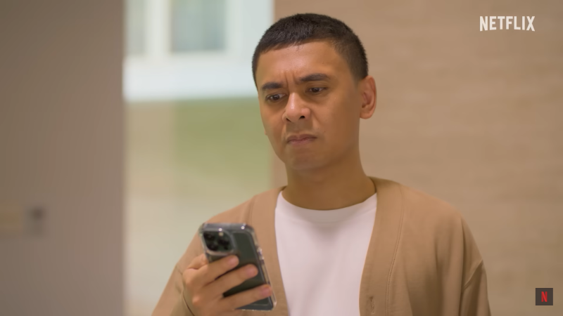 Sinopsis Serial Komedi Kacau. (foto: tangkap layar YouTube Netflix Indonesia)