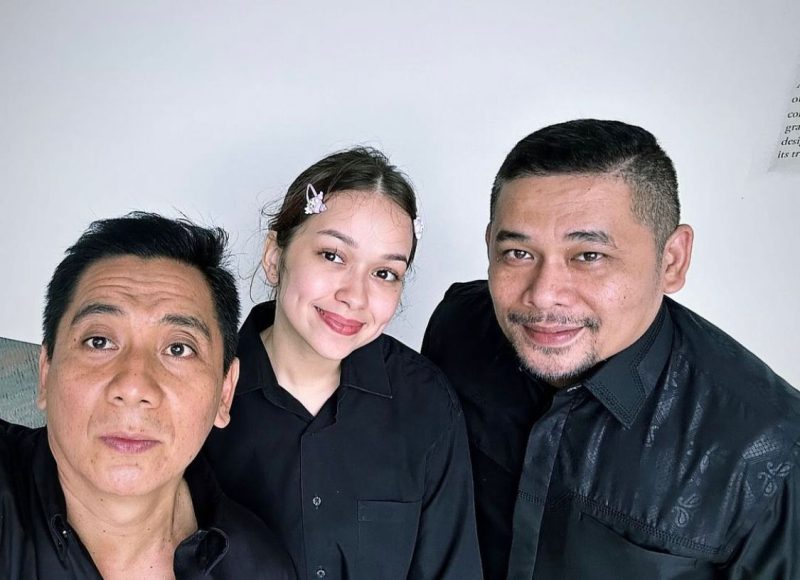 Rebecca Klopper bersama lawyernya (Sumber: Instagram sandyarifinsh)