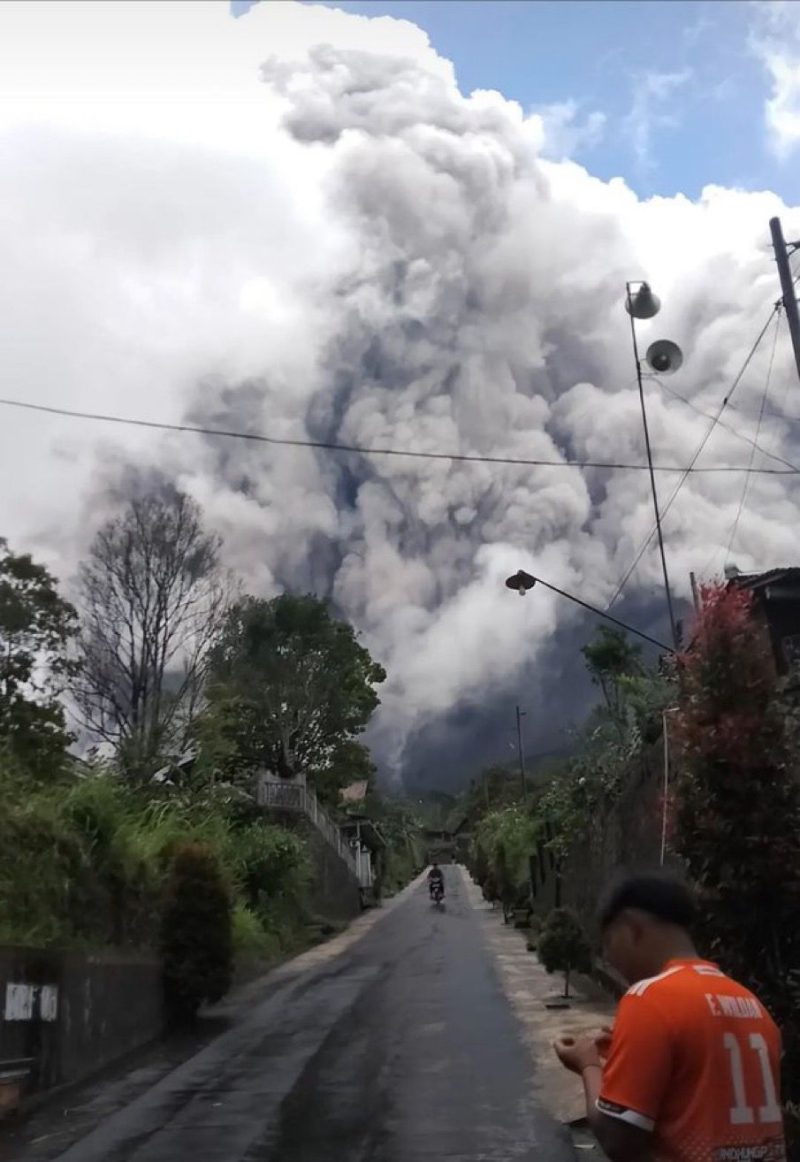 Kondisi gunung Merapi(Sumber: X Merapi_uncover)