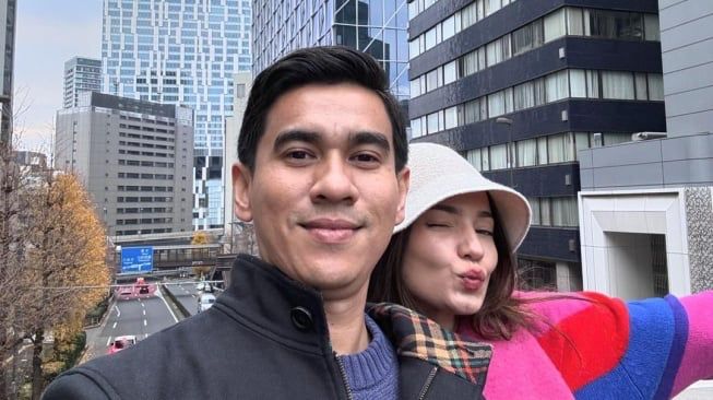 Enzy Storia dan Molen Kasetra (sumber; suara.com)