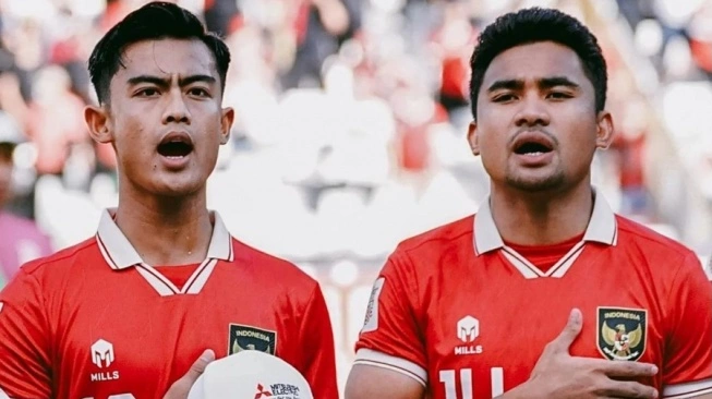 Dua pemain Timnas Indonesia, Pratama Arhan dan Asnawi Mangkualam.  (sumber: suara.com)