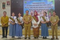 Penjabat (Pj.) Bupati Barito Timur, Indra Gunawan, SE, MPA usai Pengukuhan Duta Baca dan Sosialisasi Budaya Baca serta Literasi di Gedung Pertemuan Umum Mantawara, Senin (22/01/2024).Foto:Zakirin/1tulah.com