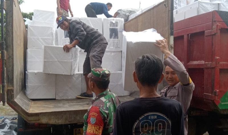 KPU Murung Raya distribusikan logistik Pemilu 2024. (Foto :1tulah.com)