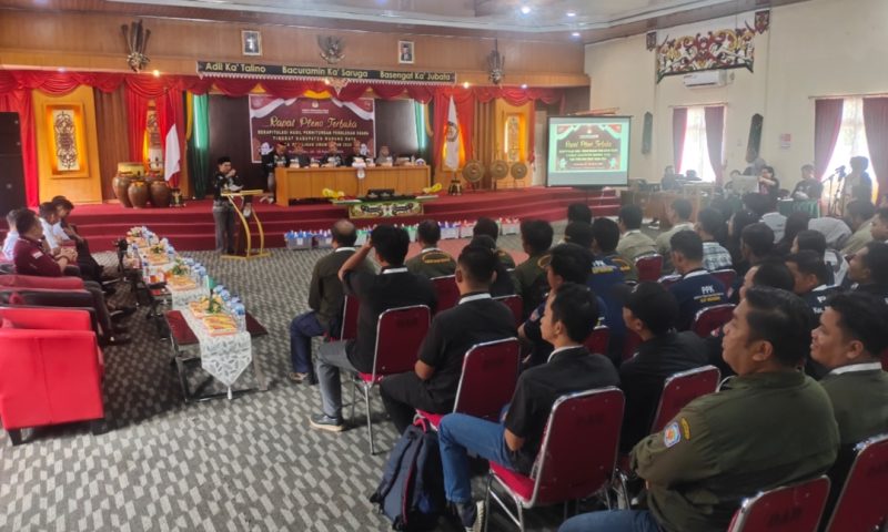 KPU Murung Raya Rapat Pleno Rekapitulasi Hasil Pemilu 2024 Tingkat Kabupaten, Rabu (28)2). (Foto :1tulah.com)