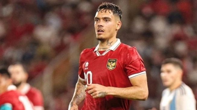 Shayne Pattynama saat membela Timnas Indonesia (sumber: suara.com)