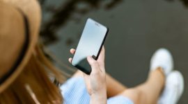 Ilustrasi HP Android dengan layar mati (sumber: suara.com)