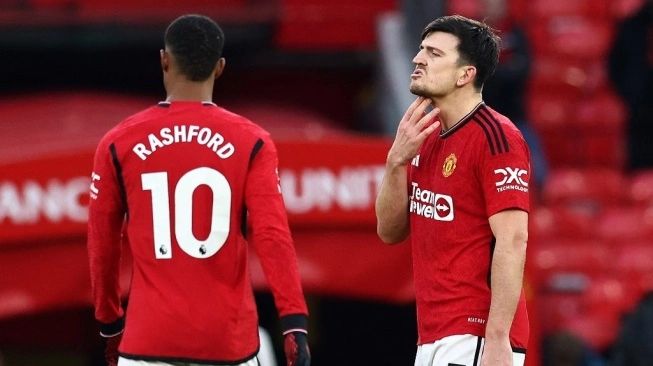 Reaksi bek Manchester United, Harry Maguire usai laga Liga Inggris kontra Fulham di Old Trafford, Manchester, Sabtu (24/2/2024) malam WIB. (Sumber: suara.com)