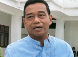 Anggota DPRD Barito Utara, Tajeri meminta Pemkab tertibkan bangunan liar di Bantaran Sungai Bengaris, Minggu (12/05/2024).Foto.dok.1tulah.com