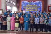 Foto bersama usai pengukuhan dan pelantikan kepengurusan TP PKK Bartim Masa Bhakti 2023-2024. Foto: 1tulah.com/zakirin

