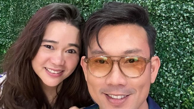 Potret Olivia Allan dan Densu (sumber: suara.com)