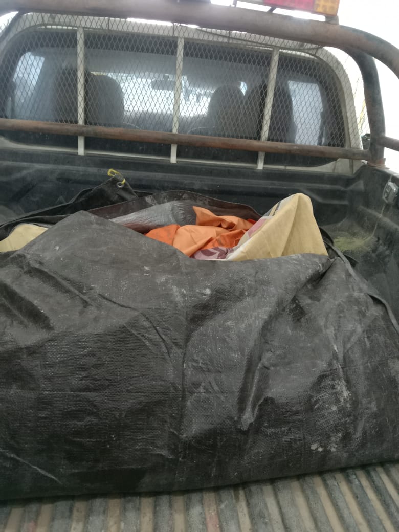Dua jasad korban saat tiba di kamar mayat RSUD Muara Teweh.