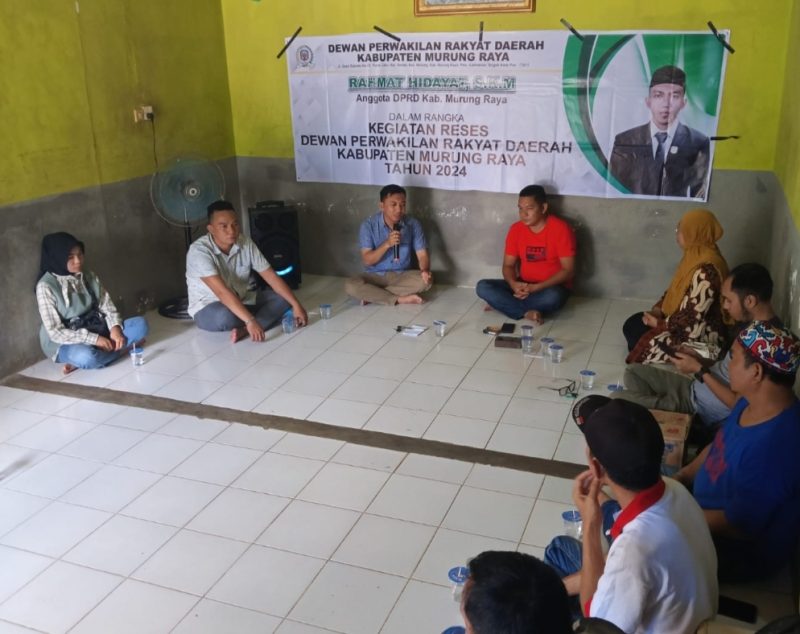 Anggota DPRD Mura Rahmat Hidayat saat reses perseorangan di Dapilnya