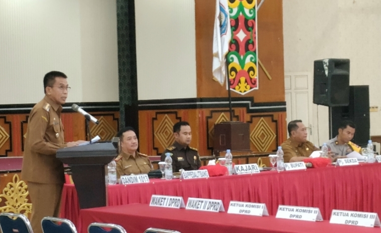 Bupati Mura Hermon secara resmi membuka Musyawarah Perencanaan Pembangunan 
(Musrenbang) rancangan awal Rencana Pembangunan Jangka Panjang  Daerah (RPJPD) Kabupaten Murung Raya tahun 2025 - 2045 di GPU Titra Tangka Balamng, Selasa (19/3).