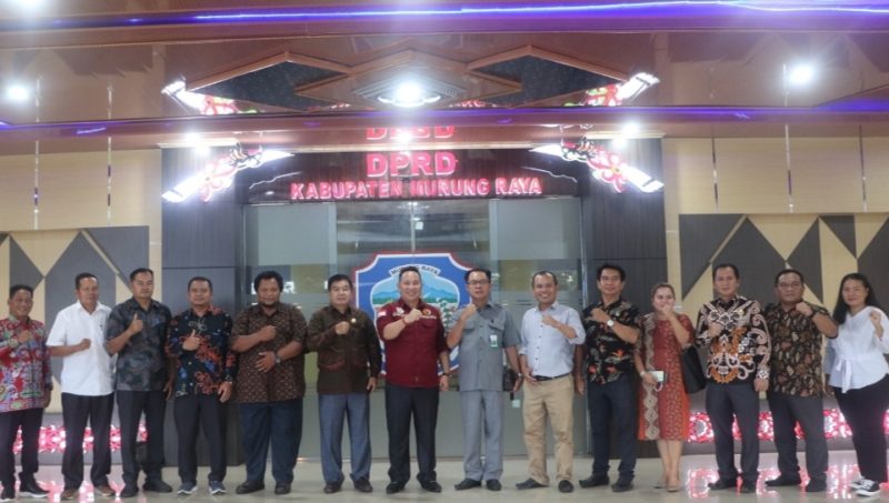 DPRD Murung Raya dapat Kinjungan dari DPRD Kutai Barat, Rabu (20)3/2204).
