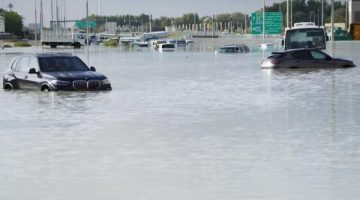 Dampak Banjir, Puluhan Mobil Mewah Terendam di Dubai Seperti Dalam Akuarium