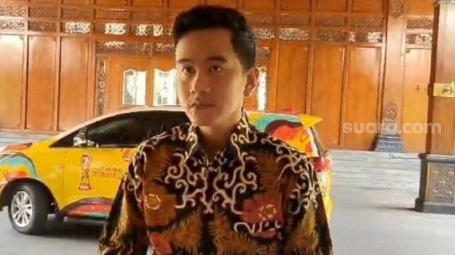 Cawapres Gibran Rakabuming Raka di Balai Kota Solo, (sumber: suara.com)
